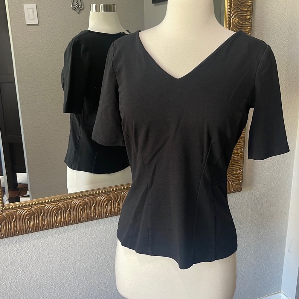 Ann Taylor Black V-Neck Short Sleeve Top